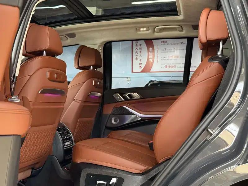 BMW X7 2023 xDrive M60i — миниатюра 21