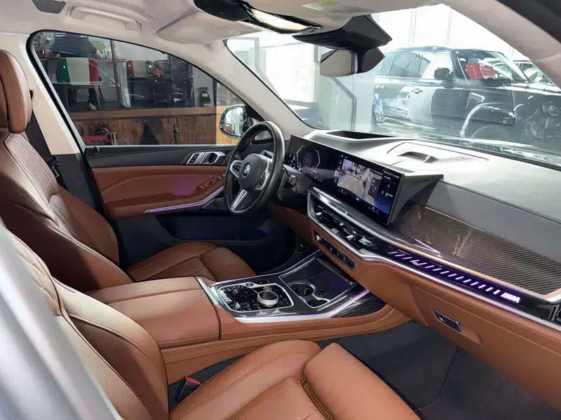 BMW X7 2023 xDrive M60i — миниатюра 27