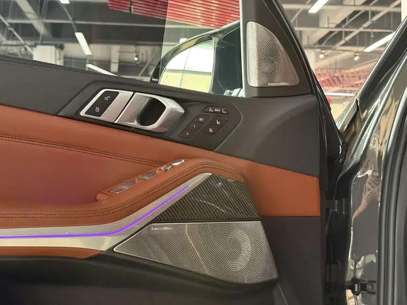 BMW X7 2023 xDrive M60i — миниатюра 9