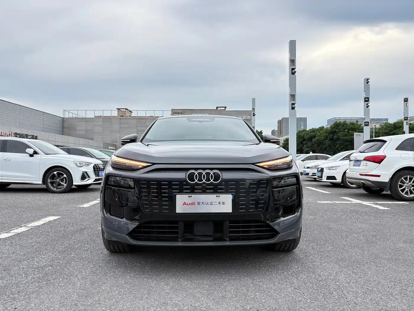 Audi Q6L e-tron 2026 First Edition — миниатюра 2