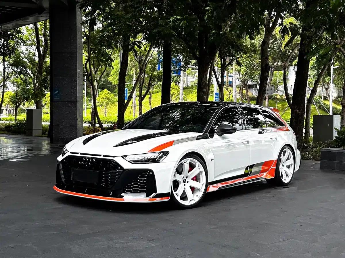 2025 Audi RS 6 Avant GT — миниатюра 1
