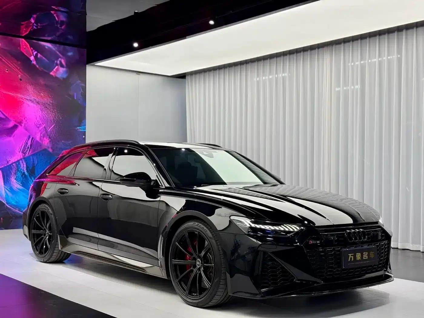 2025 Audi RS 6 RS 6 4.0T Avant Performance — миниатюра 3