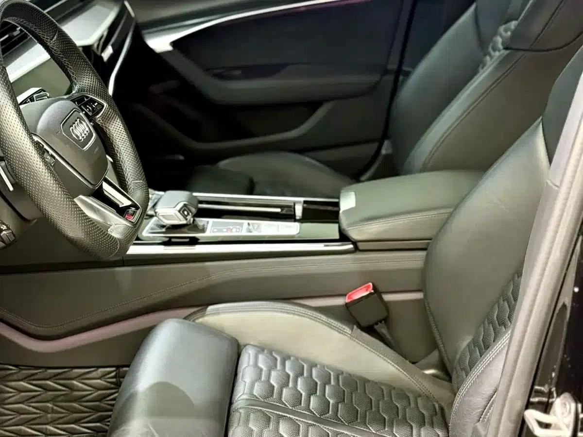 2025 Audi RS 6 RS 6 4.0T Avant Performance — миниатюра 23