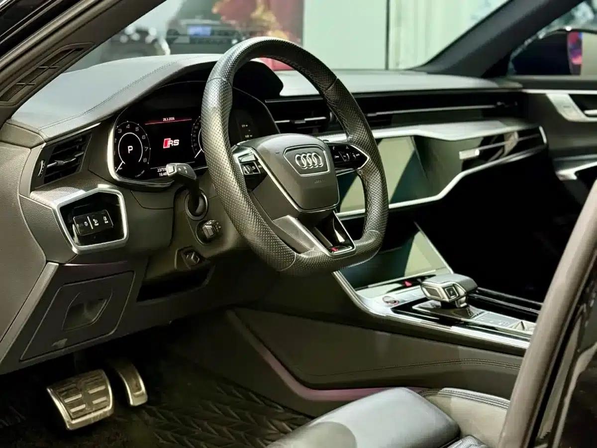 2025 Audi RS 6 RS 6 4.0T Avant Performance — миниатюра 24