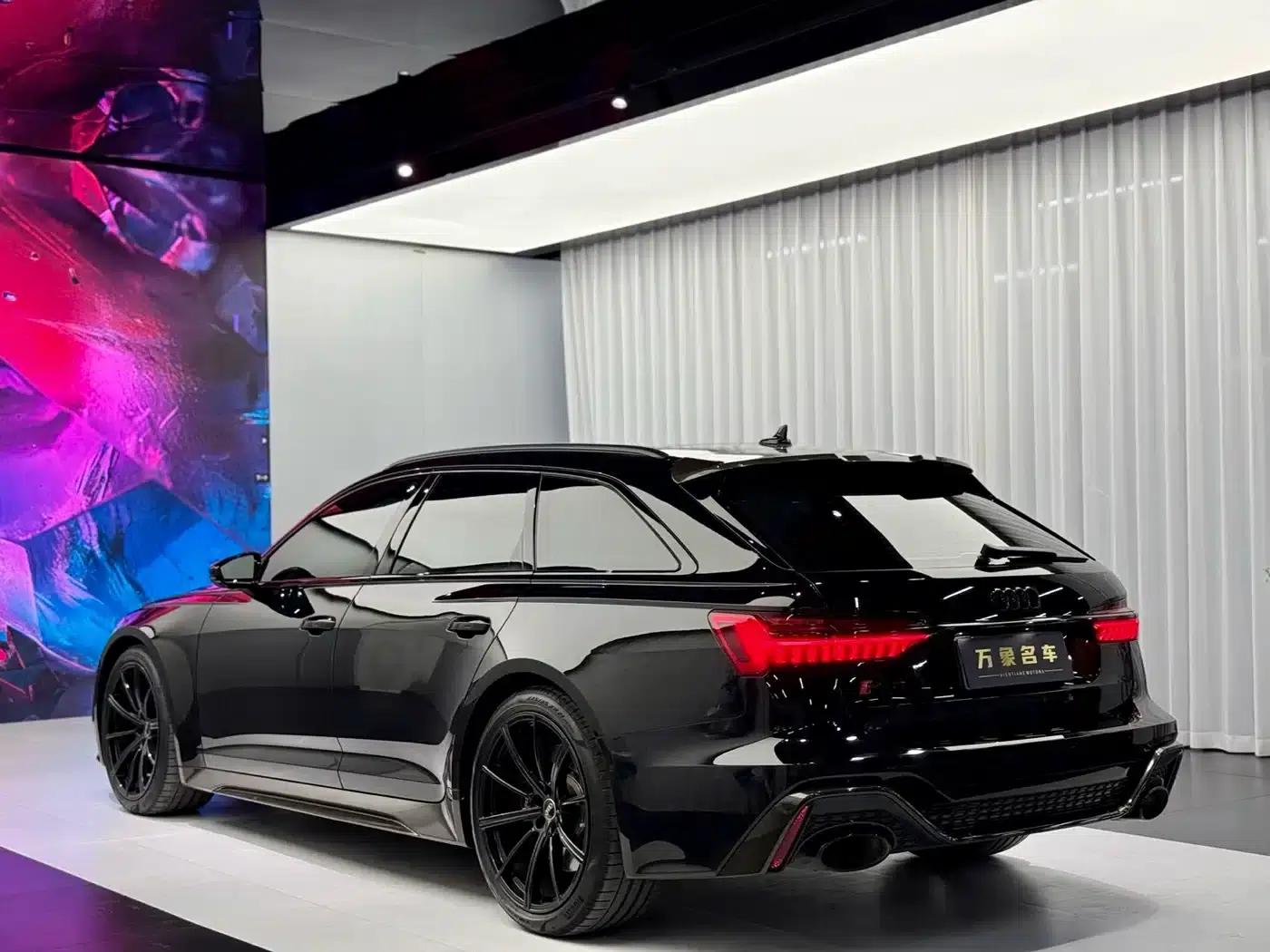 2025 Audi RS 6 RS 6 4.0T Avant Performance — миниатюра 4