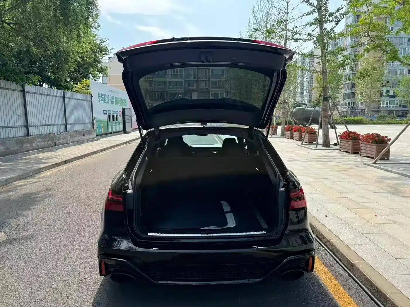 2022 Audi RS 6 RS 6 4.0T Avant — миниатюра 13