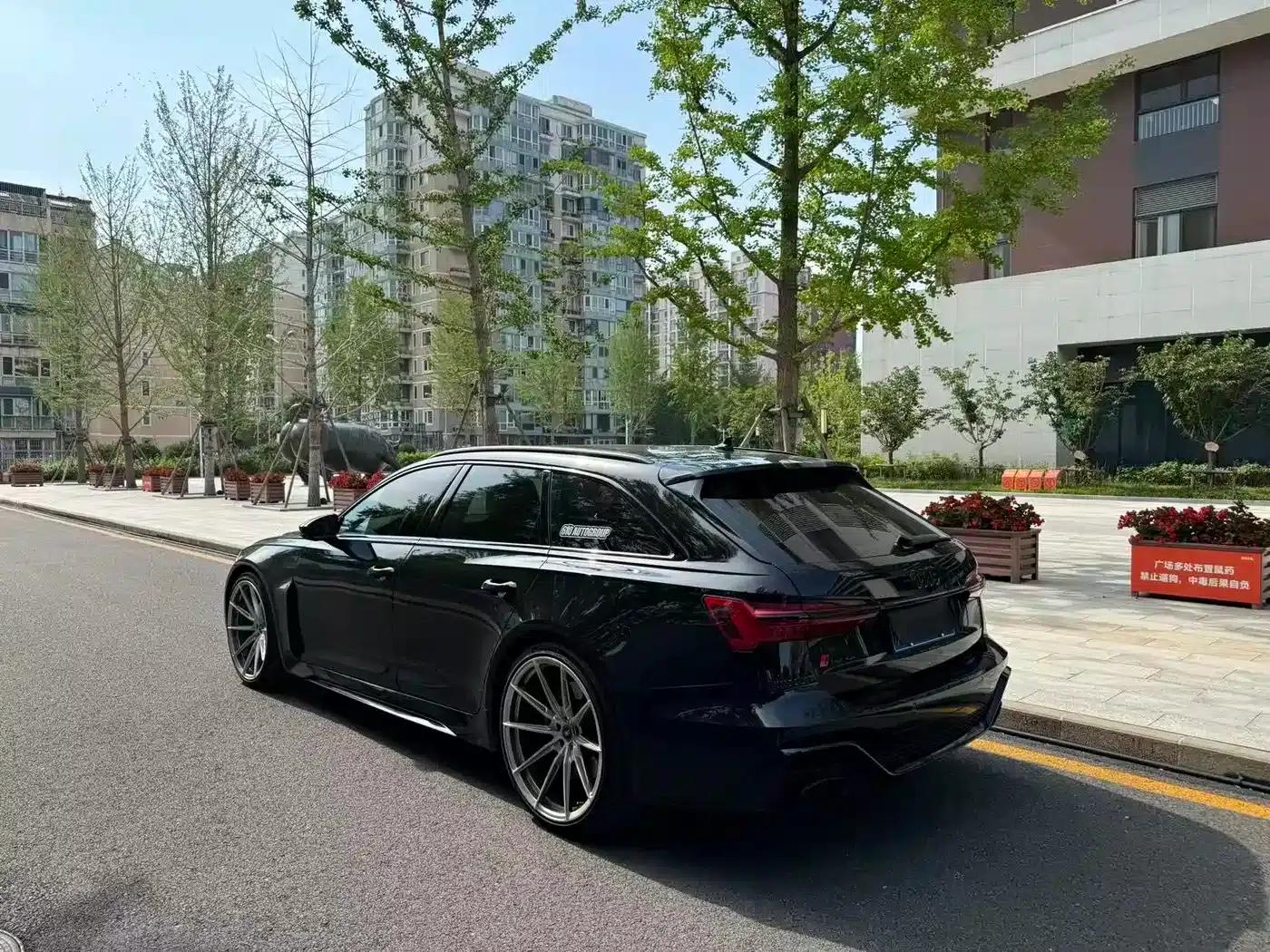 2022 Audi RS 6 RS 6 4.0T Avant — миниатюра 4