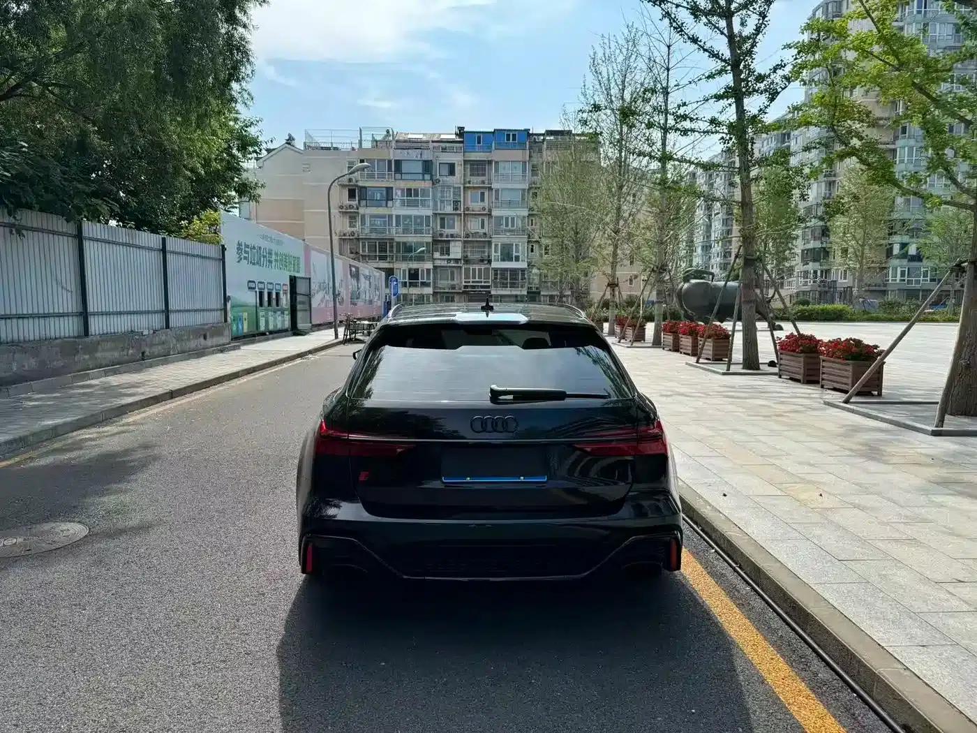 2022 Audi RS 6 RS 6 4.0T Avant — миниатюра 5