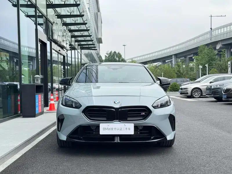 BMW 2 Series 2025 M235L — миниатюра 2