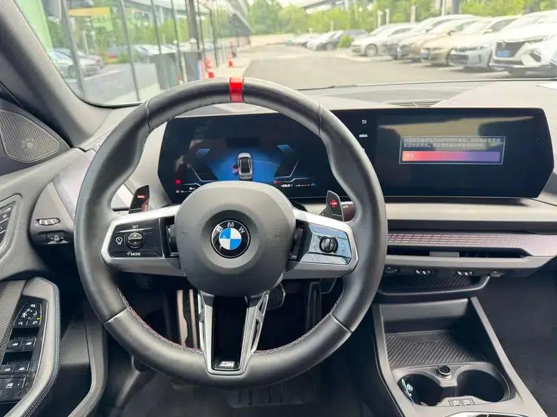 BMW 2 Series 2025 M235L — миниатюра 11
