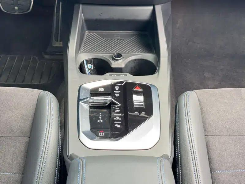 BMW 2 Series 2025 M235L — миниатюра 12