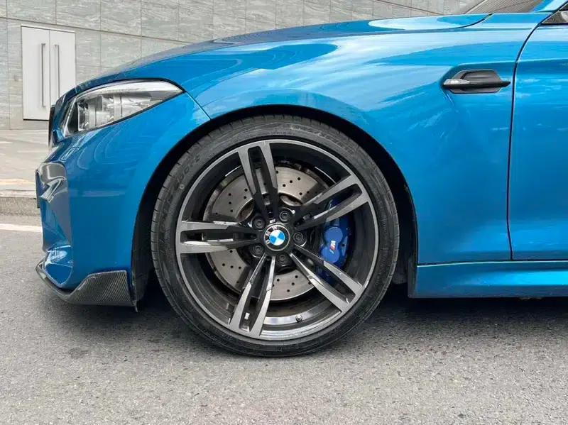 2018 BMW M2 — миниатюра 6