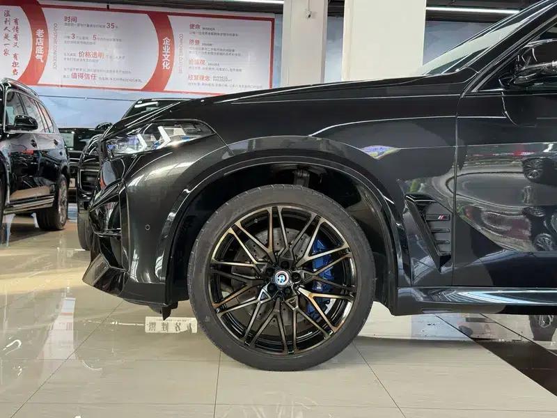 2023 BMW X5 M Competition — миниатюра 3