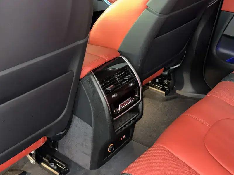 2023 BMW X5 M Competition — миниатюра 5