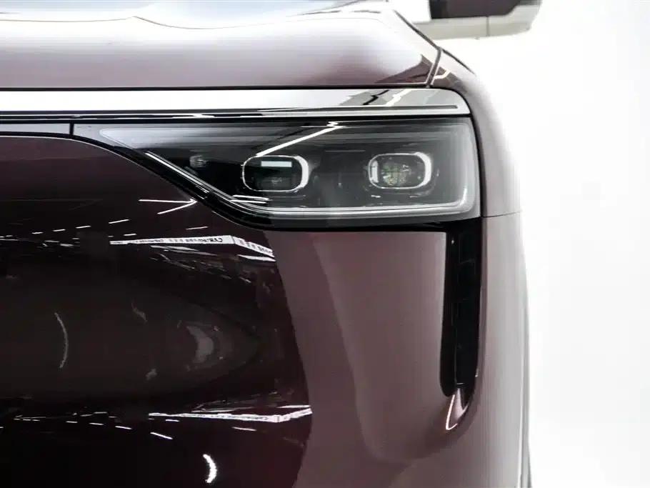 Wenjie M8 2025 Ultra Extended Range Edition (53.4kWh, 5-seater, 192-line LiDAR) — миниатюра 13
