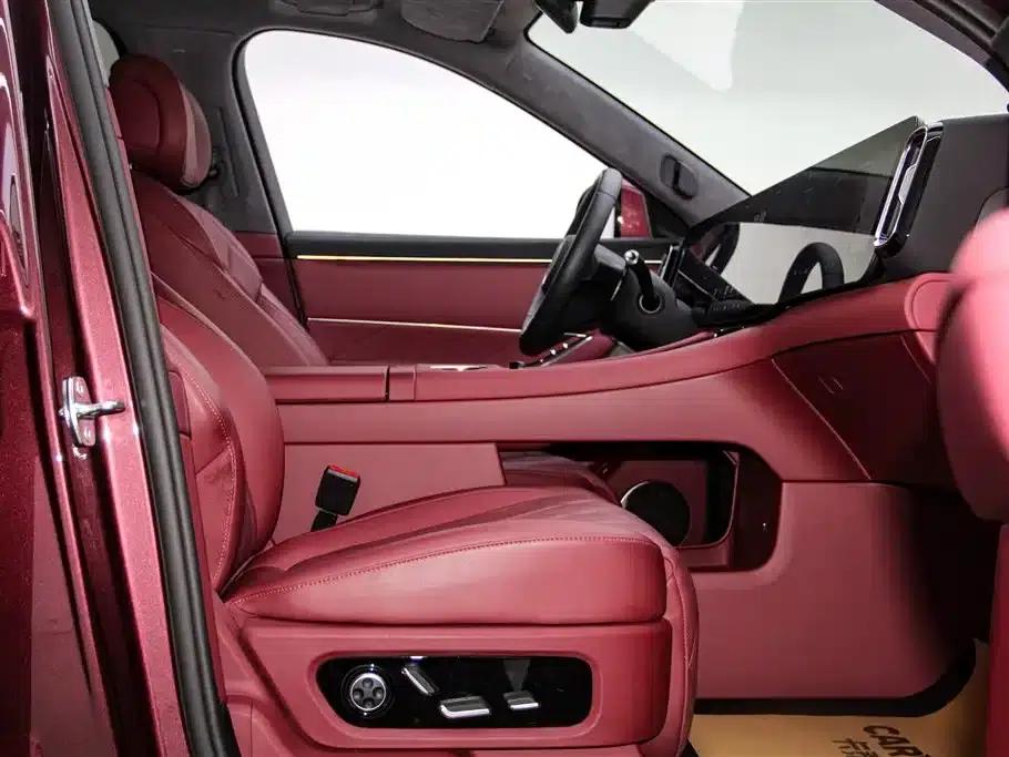 Wenjie M8 2025 Ultra Extended Range Edition (53.4kWh, 5-seater, 192-line LiDAR) — миниатюра 19