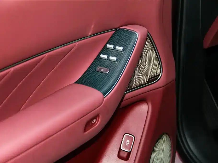 Wenjie M8 2025 Ultra Extended Range Edition (53.4kWh, 5-seater, 192-line LiDAR) — миниатюра 26