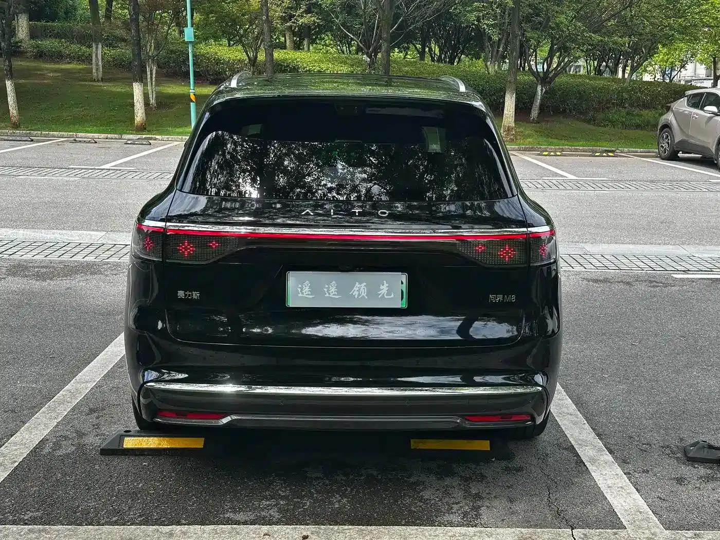 Wenjie M8 2025 Ultra Extended Range Edition (53.4kWh, 6-seater, 192-line LiDAR) — миниатюра 4