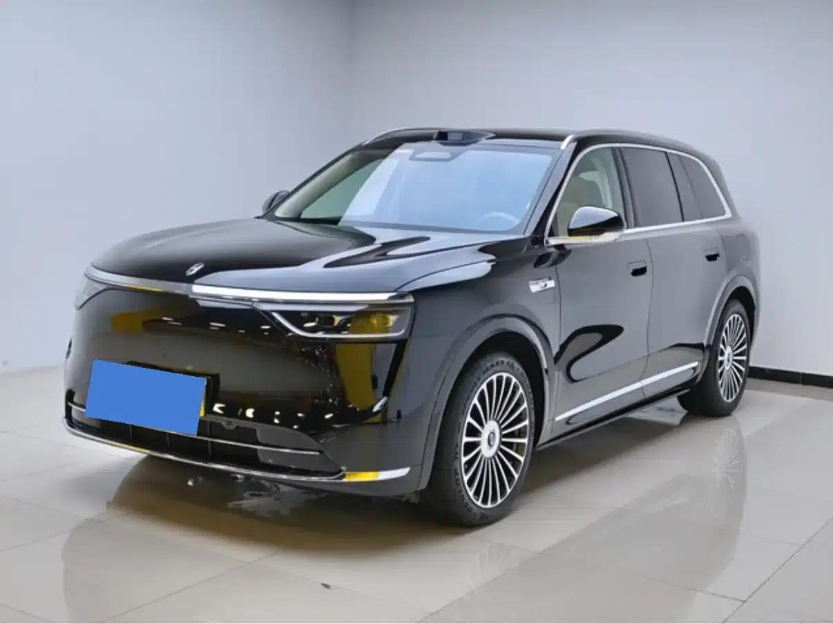 Wenjie M8 2025 Ultra Extended Range Edition (53.4kWh, 6-seater, 192-line LiDAR) — миниатюра 1