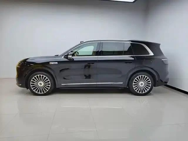 Wenjie M8 2025 Ultra Extended Range Edition (53.4kWh, 6-seater, 192-line LiDAR) — миниатюра 2
