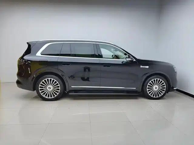 Wenjie M8 2025 Ultra Extended Range Edition (53.4kWh, 6-seater, 192-line LiDAR) — миниатюра 4