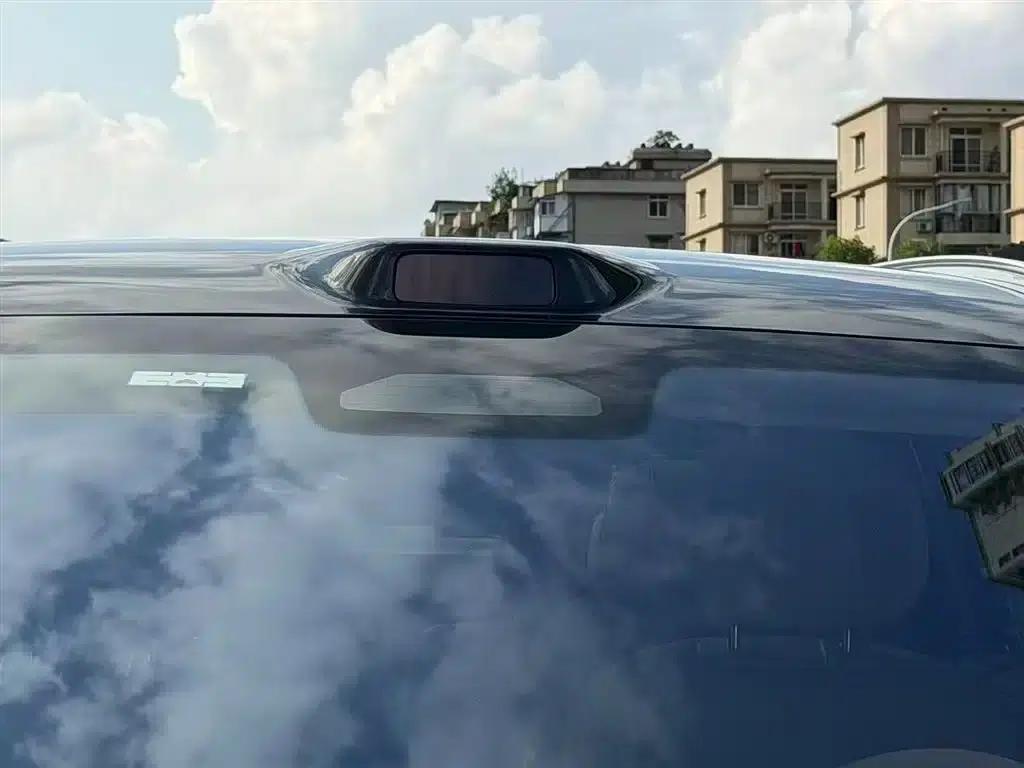 Wenjie M8 2025 Ultra Extended Range Edition (53.4kWh, 6-seater, 192-line LiDAR) — миниатюра 11