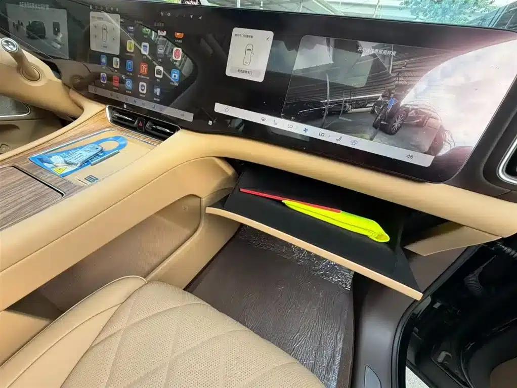 Wenjie M8 2025 Ultra Extended Range Edition (53.4kWh, 6-seater, 192-line LiDAR) — миниатюра 18