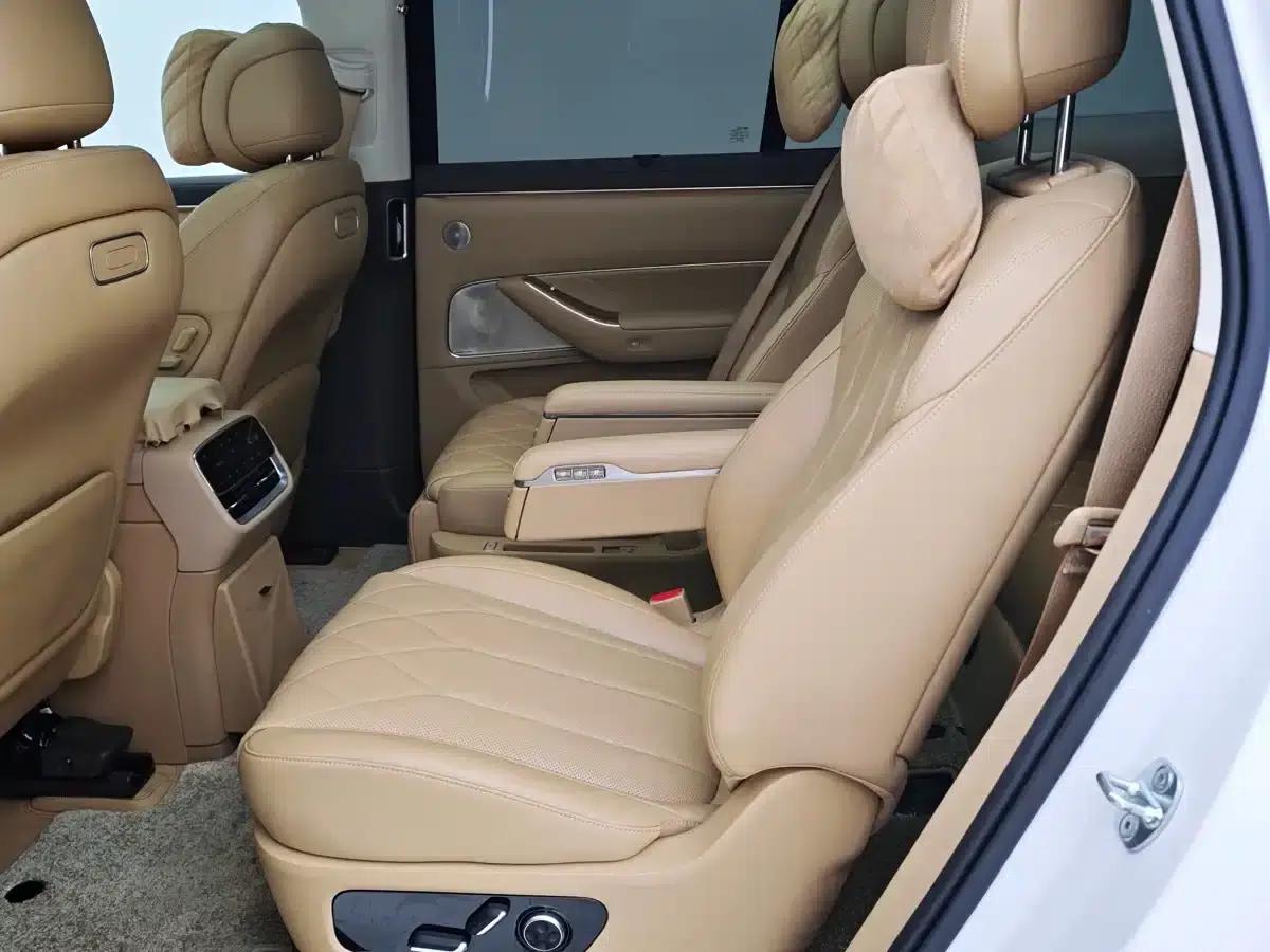 Wenjie M8 2025 Range Extended Ultra Edition 53.4kWh 6-Seat Version (192-line LiDAR) — миниатюра 8