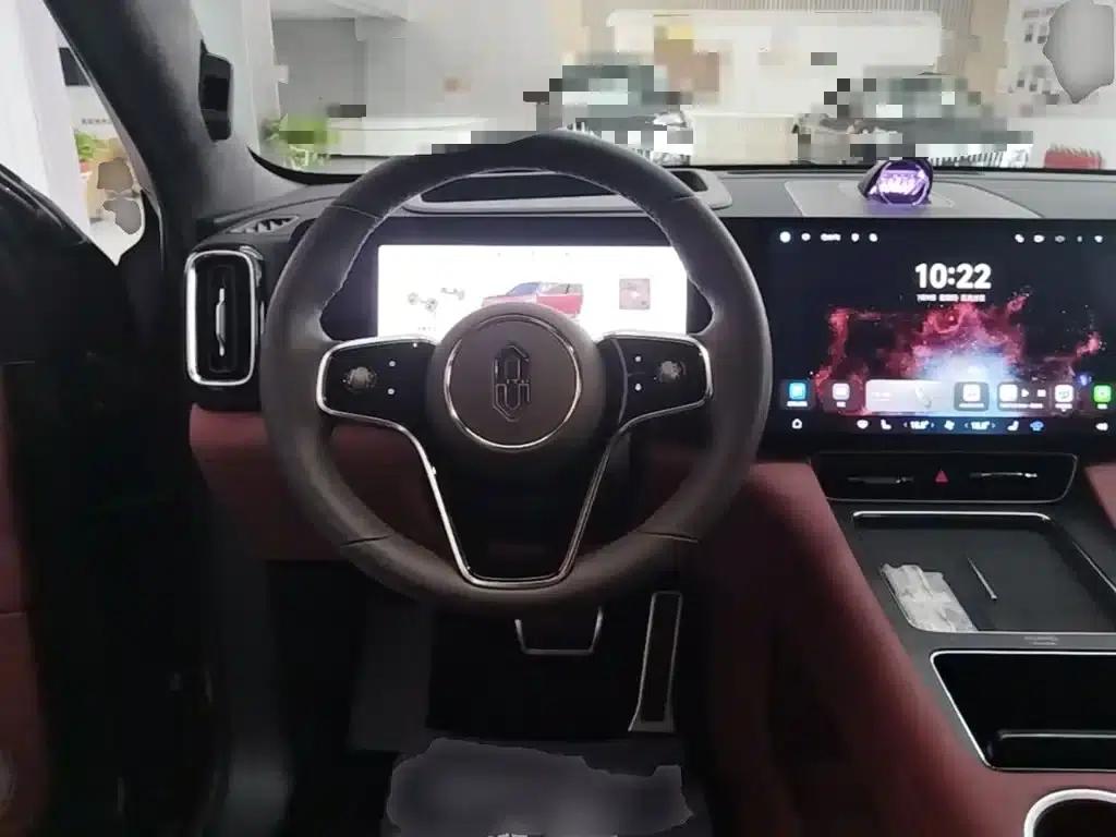 Wenjie M8 2025 Ultra Extended Range Edition (53.4kWh, 5-seater, 192-line LiDAR) — миниатюра 11