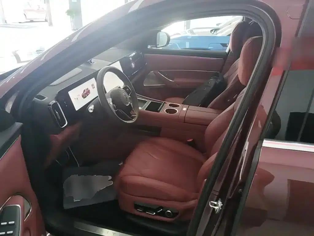 Wenjie M8 2025 Ultra Extended Range Edition (53.4kWh, 5-seater, 192-line LiDAR) — миниатюра 15