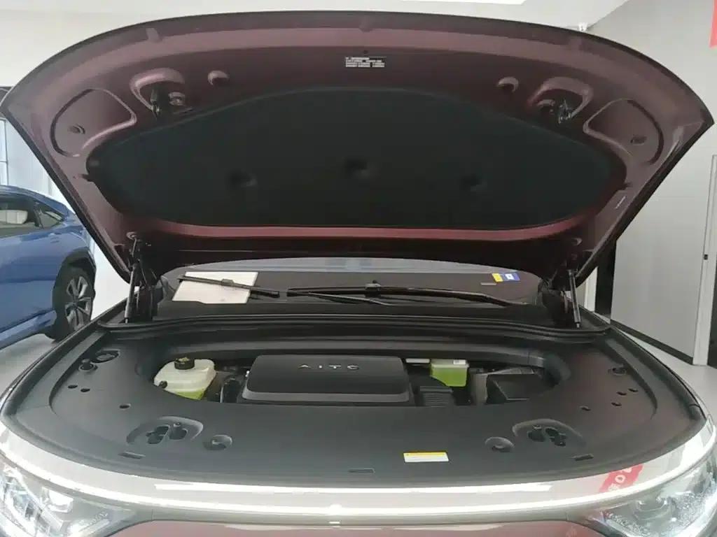 Wenjie M8 2025 Ultra Extended Range Edition (53.4kWh, 5-seater, 192-line LiDAR) — миниатюра 20