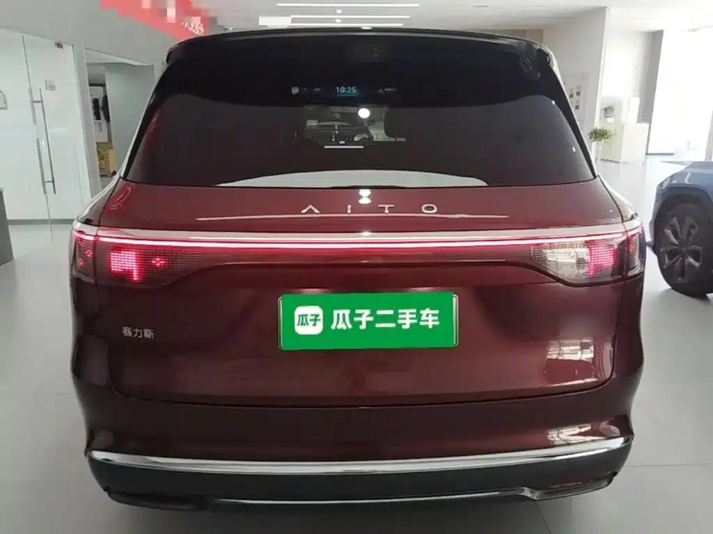 Wenjie M8 2025 Ultra Extended Range Edition (53.4kWh, 5-seater, 192-line LiDAR) — миниатюра 6