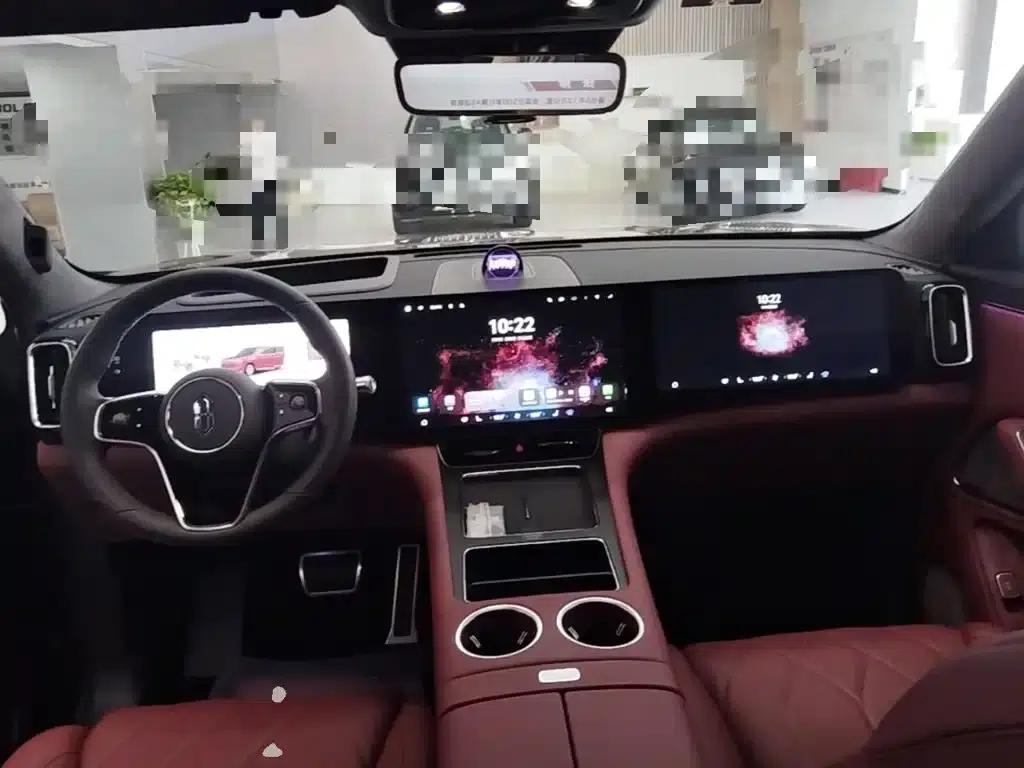 Wenjie M8 2025 Ultra Extended Range Edition (53.4kWh, 5-seater, 192-line LiDAR) — миниатюра 10