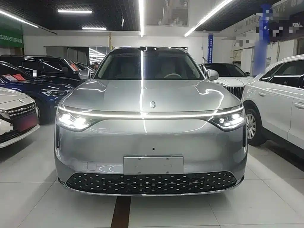 Wenjie M8 2025 Range Extended Ultra Edition 53.4kWh 6-Seat Version (192-line LiDAR) — миниатюра 3