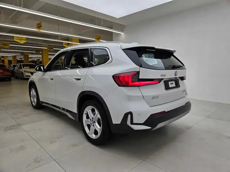 BMW iX1 2025 eDrive25L X Design Package — миниатюра 5