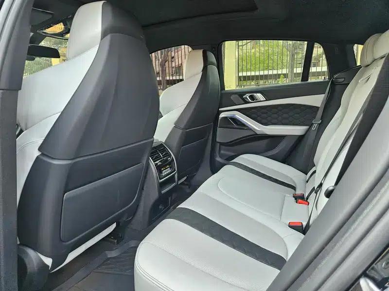 2021 BMW X6 M — миниатюра 20