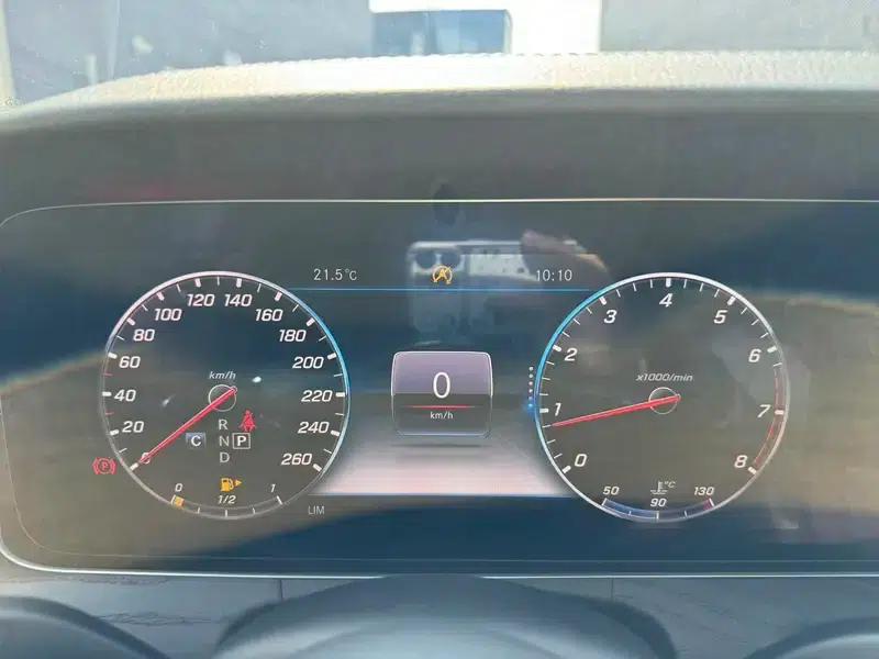 2019 Mercedes-Benz E-Class E 300 L Luxury — миниатюра 20