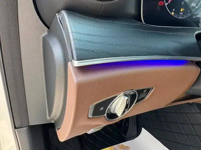 2019 Mercedes-Benz E-Class E 300 L Luxury — миниатюра 23