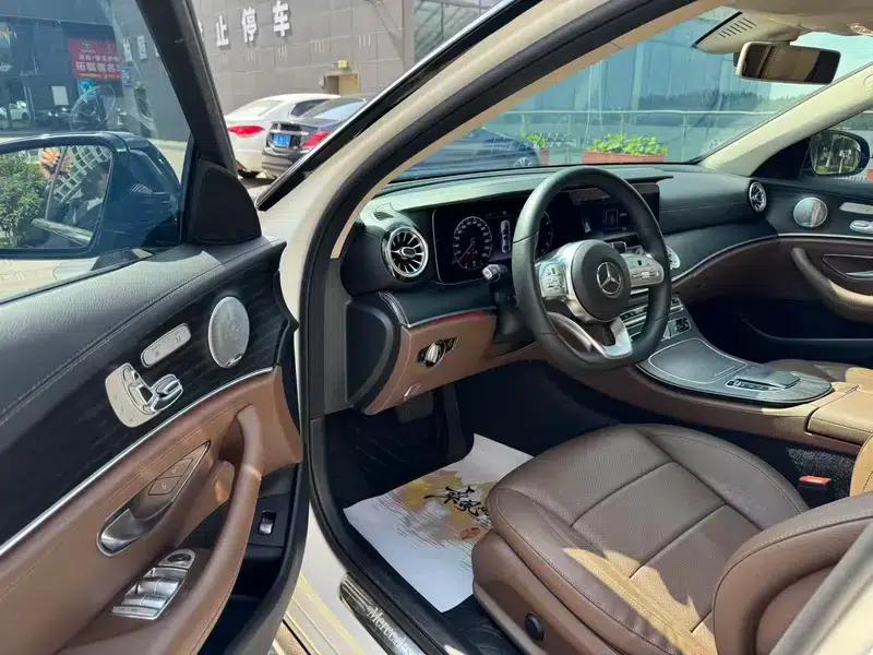 2019 Mercedes-Benz E-Class E 300 L Luxury — миниатюра 26