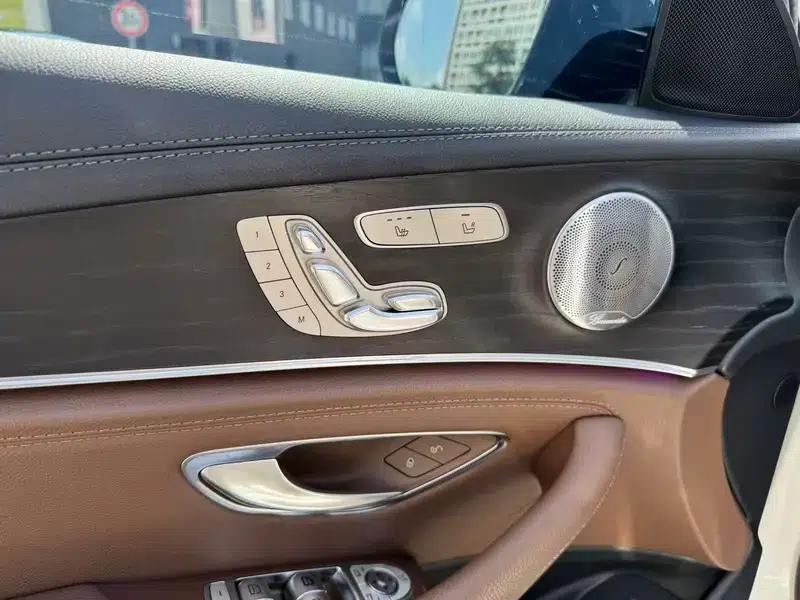 2019 Mercedes-Benz E-Class E 300 L Luxury — миниатюра 28