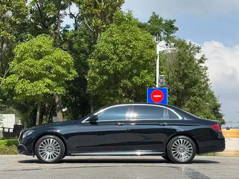 2019 Mercedes-Benz E-Class E 300 L Luxury — миниатюра 4