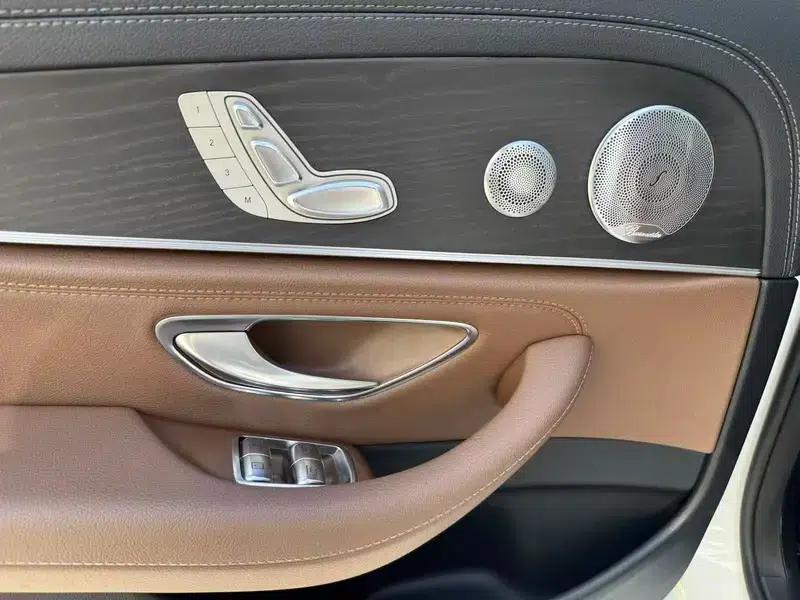 2019 Mercedes-Benz E-Class E 300 L Luxury — миниатюра 31