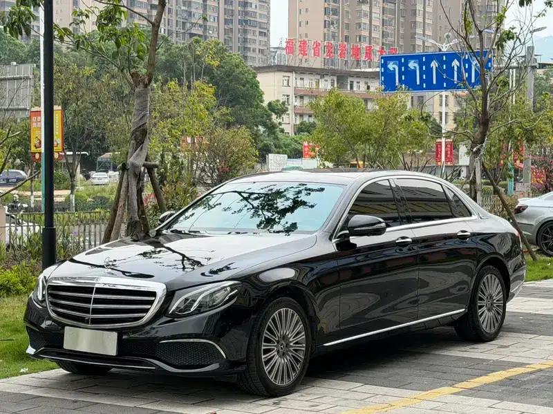Mercedes-Benz E-Class 2020 E 300 L Fashion Edition — миниатюра 1