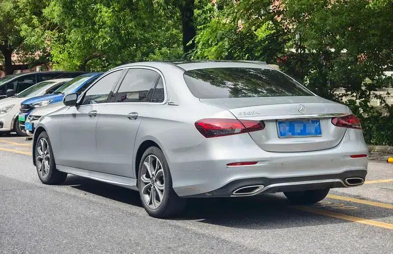 Mercedes-Benz E-Class 2023 E 300 L Luxury Sport Sedan — миниатюра 4