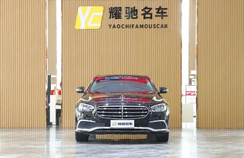 2023 Mercedes-Benz E-Class E 300 L Luxury Sedan — миниатюра 2