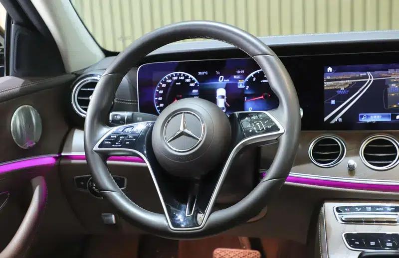 2023 Mercedes-Benz E-Class E 300 L Luxury Sedan — миниатюра 13
