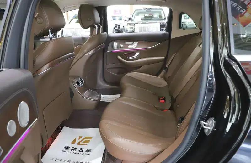 2023 Mercedes-Benz E-Class E 300 L Luxury Sedan — миниатюра 18