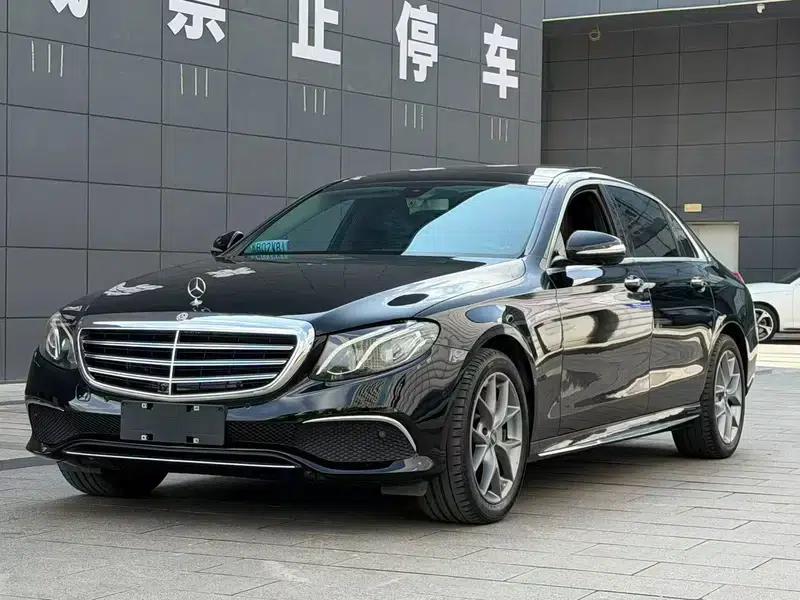 Mercedes-Benz E-Class 2019 E 300 L Fashion Edition — миниатюра 1