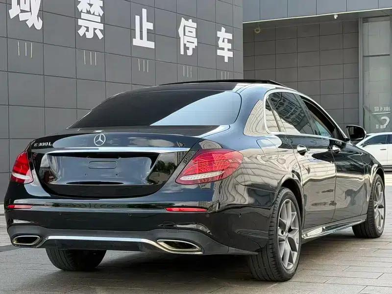 Mercedes-Benz E-Class 2019 E 300 L Fashion Edition — миниатюра 6