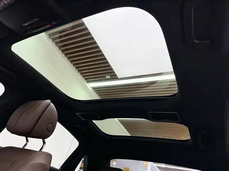 Mercedes-Benz E-Class 2022 Facelift E 300 L Fashion Sport Sedan — миниатюра 19